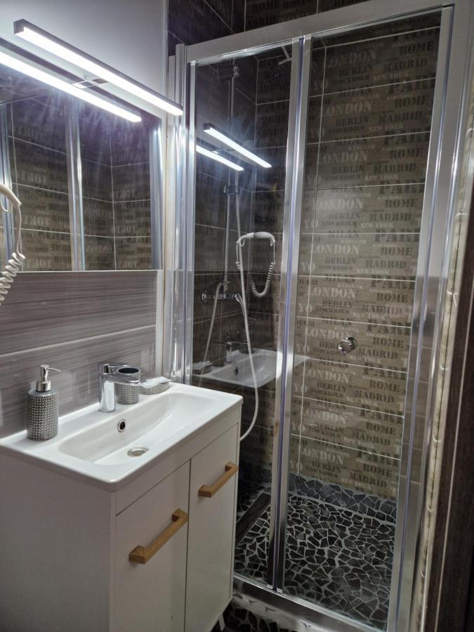 Studio Meuble Au Rdc , Proche Lac Aix-les-Bains Luaran gambar